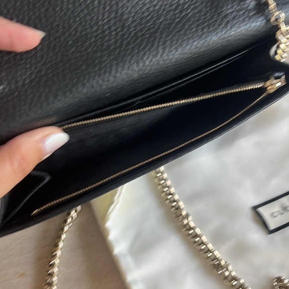 Gucci Crossbody- Soho Collection wallet on a chain - Picture 10 of 10